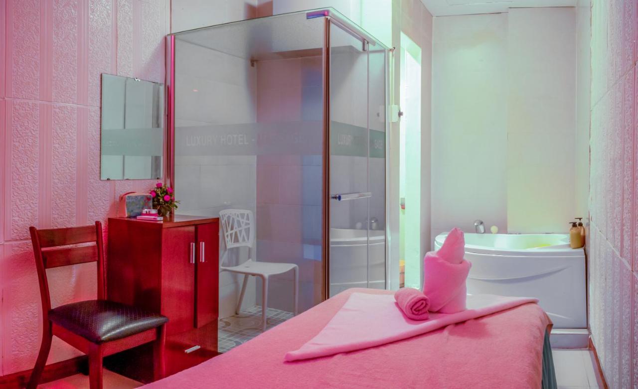 Luxury Hotel Hau Giang Ho Chi Minh City Bagian luar foto