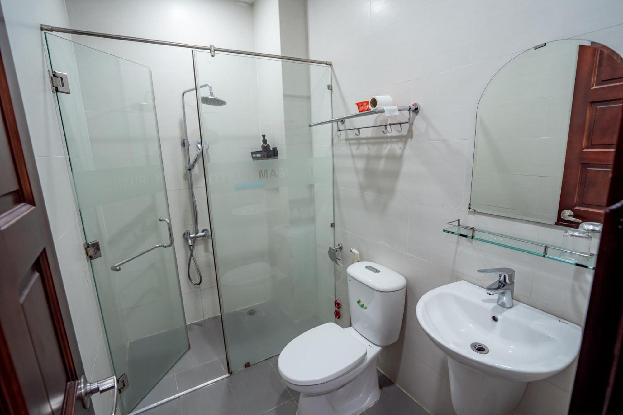 Luxury Hotel Hau Giang Ho Chi Minh City Bagian luar foto